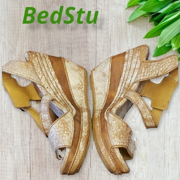 BED Stu Platform & Wedge Sandals EUC Tan & White - Picture 1 of 16